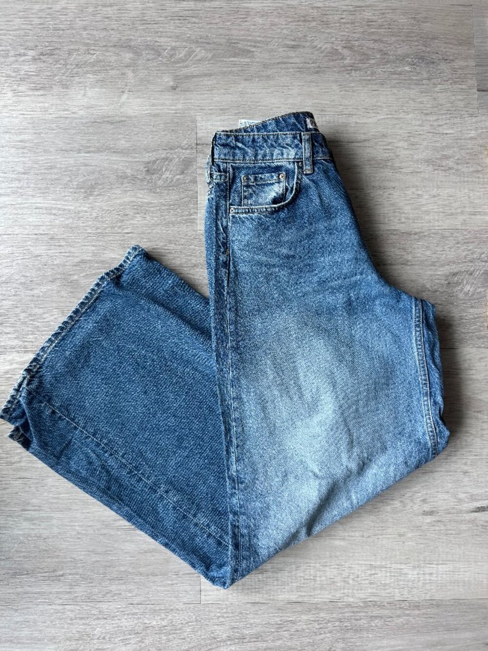 Zara TRF Wide Leg Mid-High Rise Jeans Size 2 Medium Blue Wash Baggy Denim - Picture 6 of 16